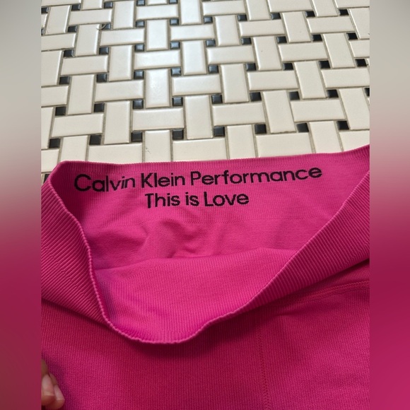 Calvin Klein Performance Fuchsia Bike Shorts - Picture 4 of 5